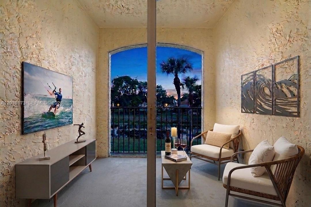 For Sale: $324,500 (3 beds, 2 baths, 1113 Square Feet)