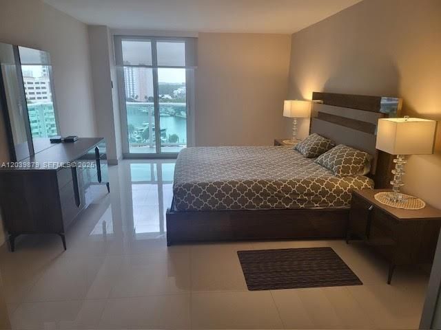 В аренду: $4,000 (2 спален, 2 ванн, 1521 Квадратных фут)