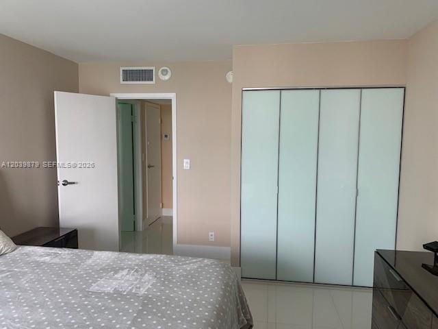 В аренду: $4,000 (2 спален, 2 ванн, 1521 Квадратных фут)
