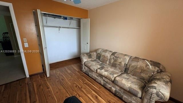 En Venta: $214,000 (2 camas, 2 baños, 961 Pies cuadrados)