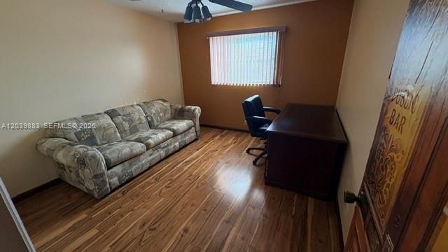 En Venta: $214,000 (2 camas, 2 baños, 961 Pies cuadrados)