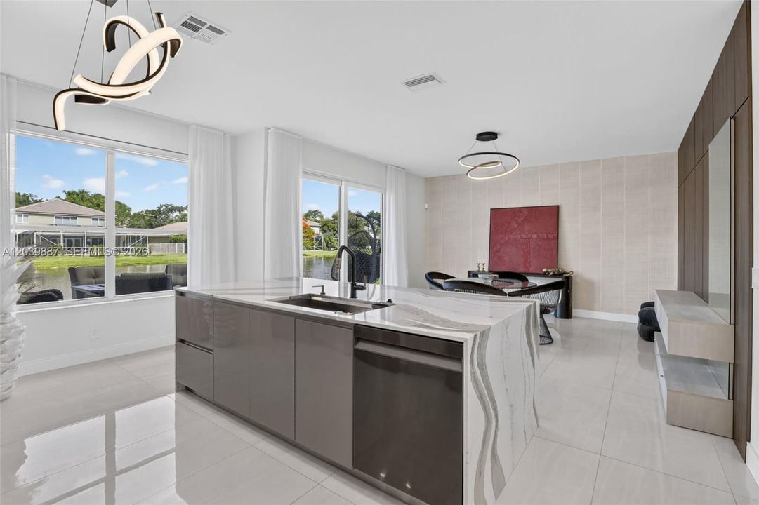 For Sale: $897,000 (4 beds, 2 baths, 2091 Square Feet)