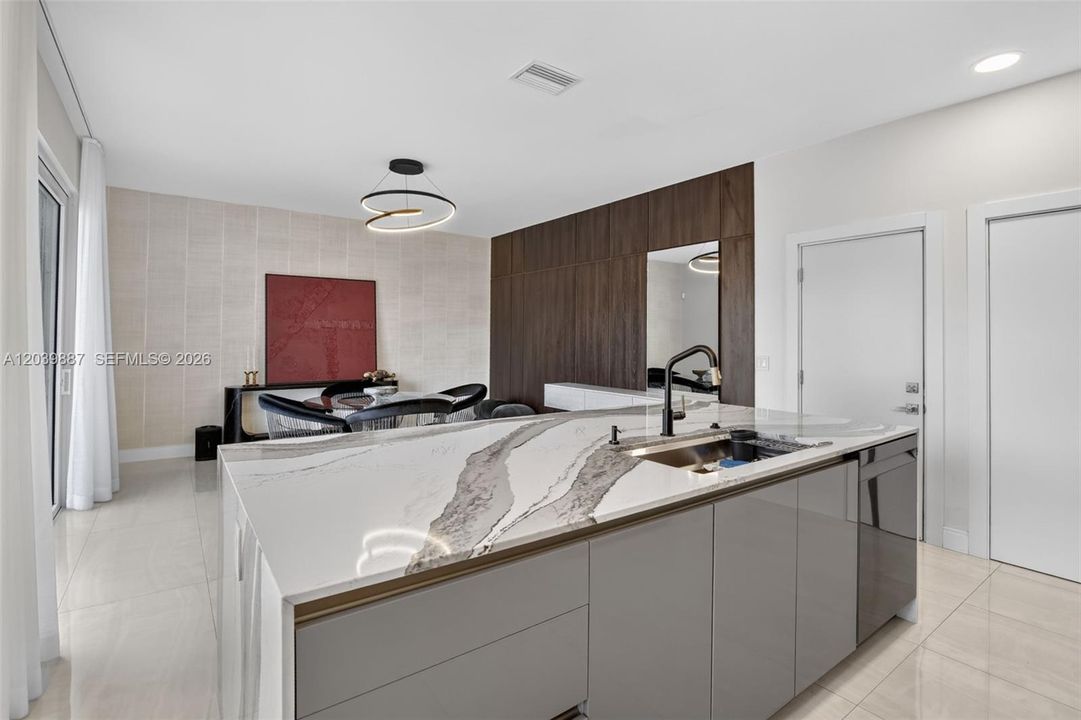 For Sale: $897,000 (4 beds, 2 baths, 2091 Square Feet)