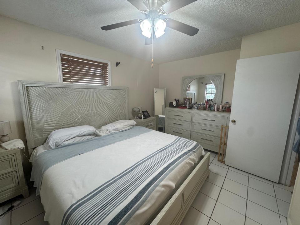 master bedroom 1