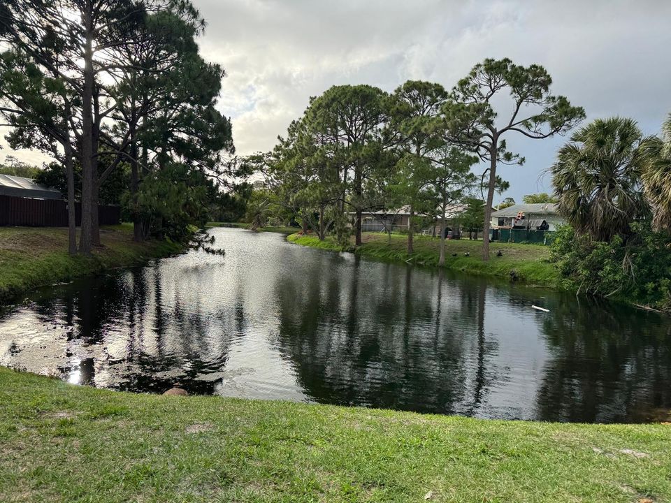 community lake