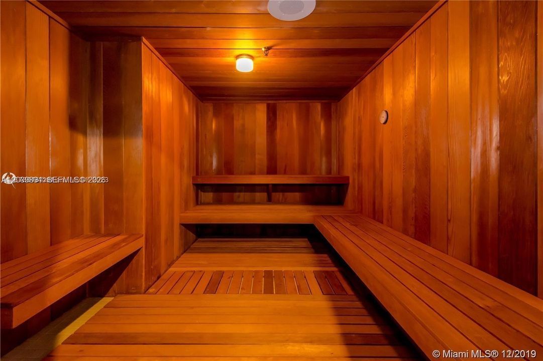 For Rent: $5,500 (2 beds, 2 baths, 1647 Square Feet)