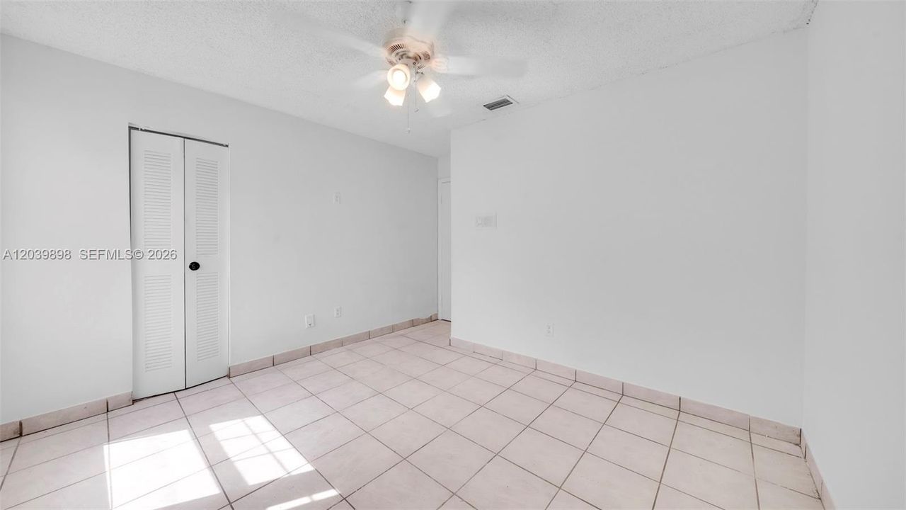 For Rent: $3,300 (3 beds, 2 baths, 1397 Square Feet)