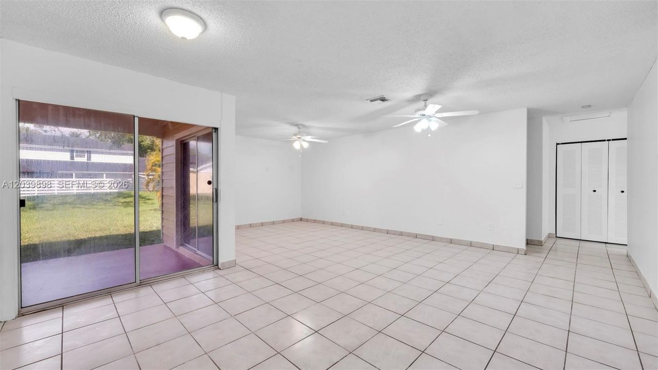 For Rent: $3,300 (3 beds, 2 baths, 1397 Square Feet)