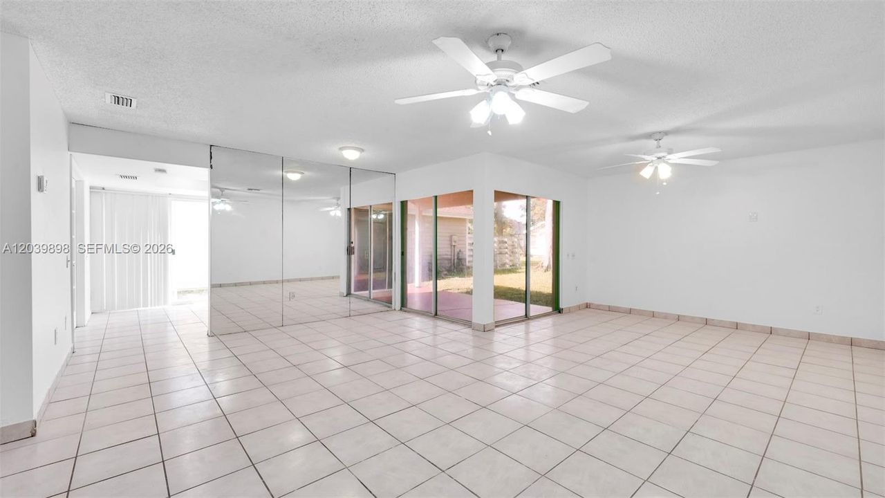 For Rent: $3,300 (3 beds, 2 baths, 1397 Square Feet)