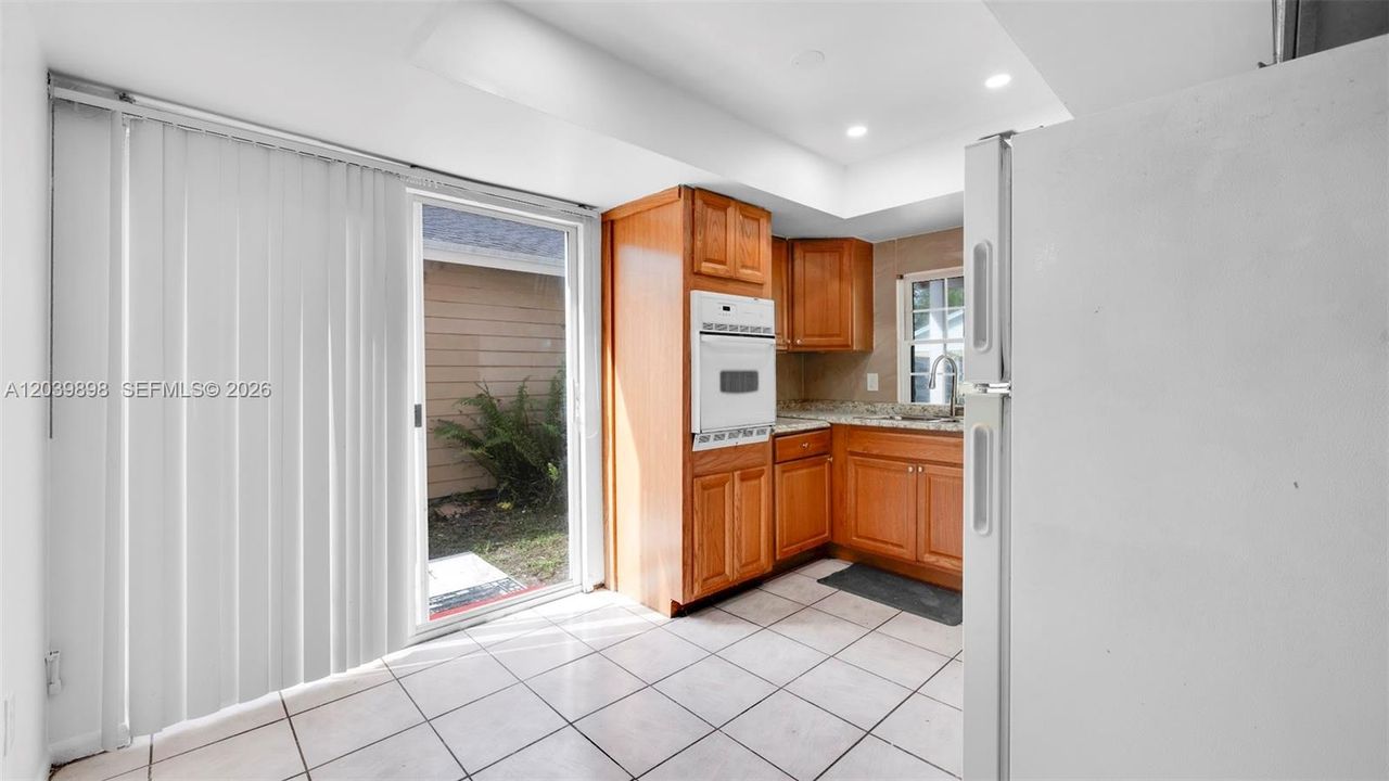 For Rent: $3,300 (3 beds, 2 baths, 1397 Square Feet)