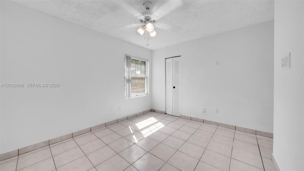 For Rent: $3,300 (3 beds, 2 baths, 1397 Square Feet)