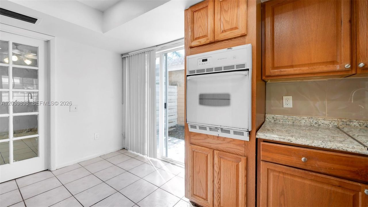For Rent: $3,300 (3 beds, 2 baths, 1397 Square Feet)