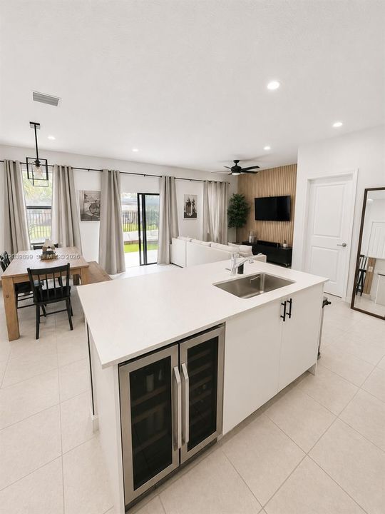 For Rent: $3,950 (3 beds, 2 baths, 1419 Square Feet)