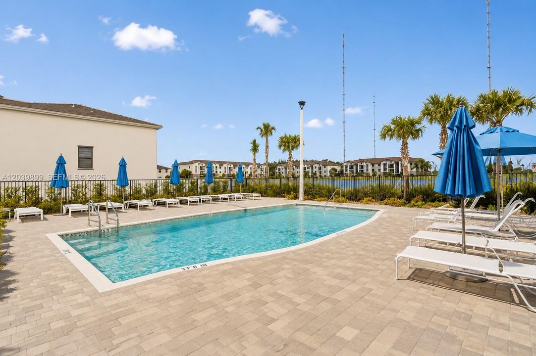 For Rent: $3,950 (3 beds, 2 baths, 1419 Square Feet)