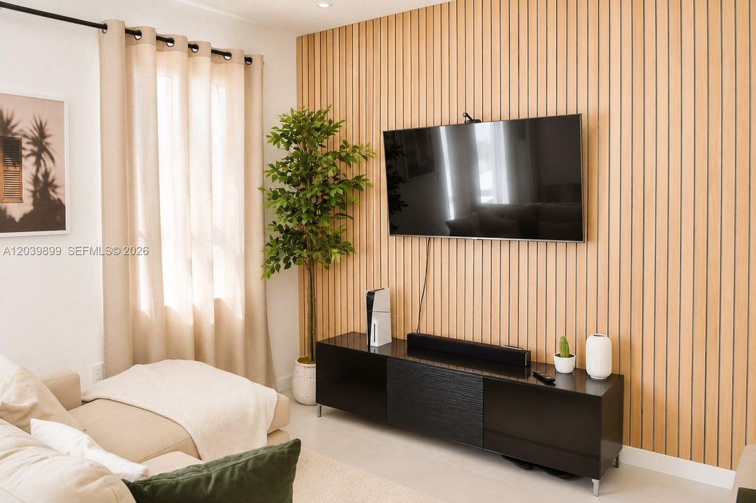 For Rent: $3,950 (3 beds, 2 baths, 1419 Square Feet)