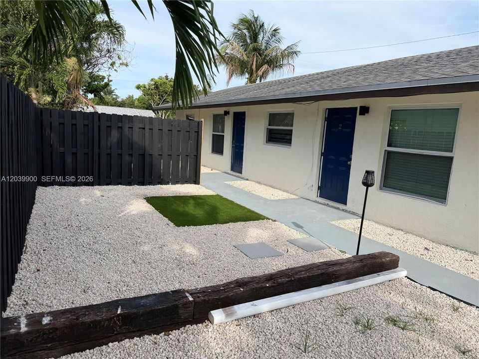 entry apt 2