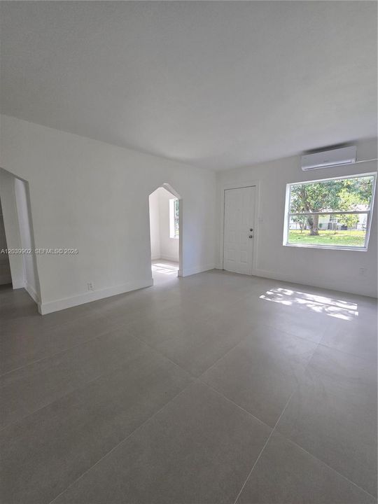 For Rent: $1,600 (1 beds, 1 baths, 0 Square Feet)
