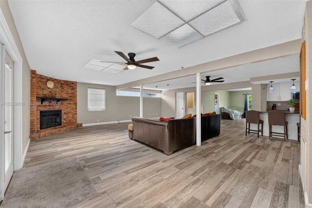 For Sale: $675,000 (3 beds, 2 baths, 2170 Square Feet)