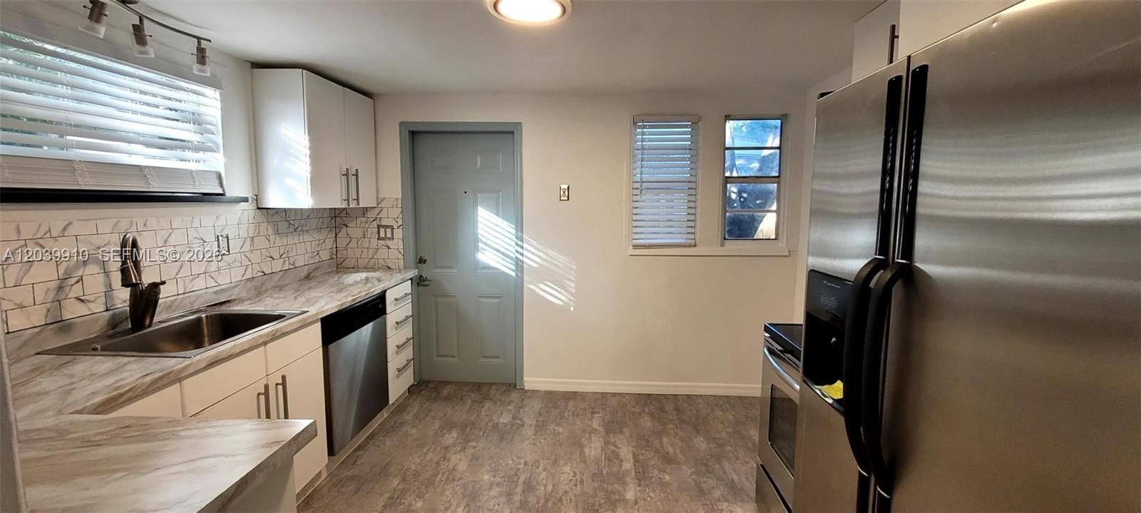 En Venta: $850,000 (2 camas, 1 baños, 1470 Pies cuadrados)