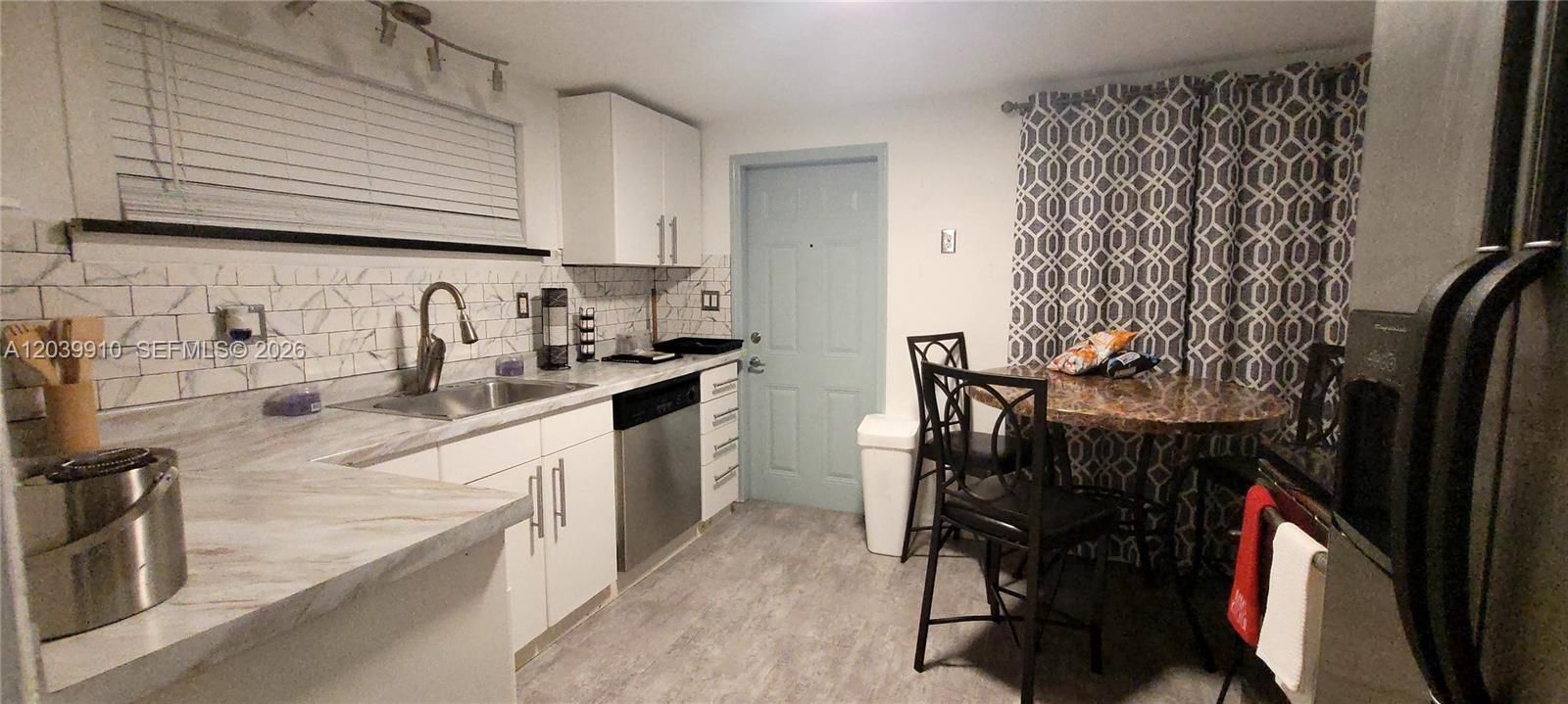 En Venta: $850,000 (2 camas, 1 baños, 1470 Pies cuadrados)