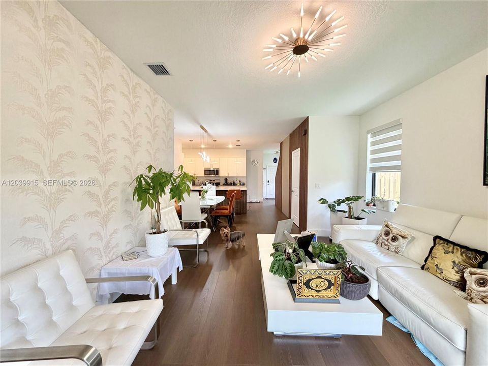 На продажу: $725,000 (3 спален, 2 ванн, 1738 Квадратных фут)
