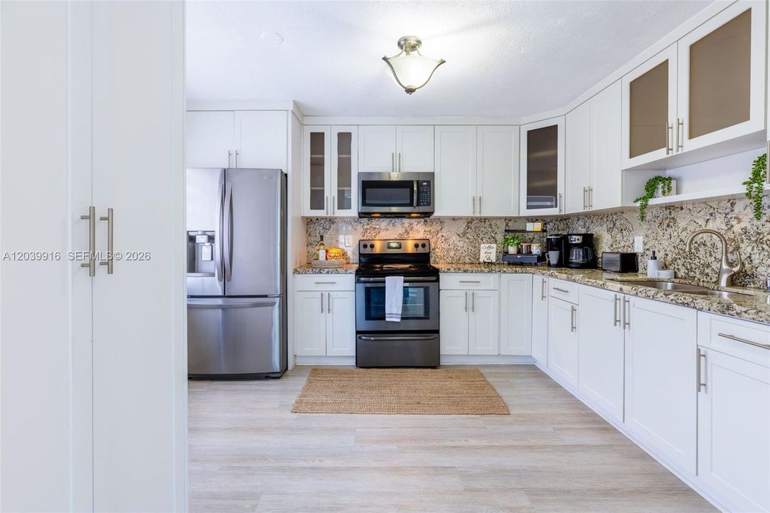 For Rent: $3,550 (3 beds, 2 baths, 1308 Square Feet)