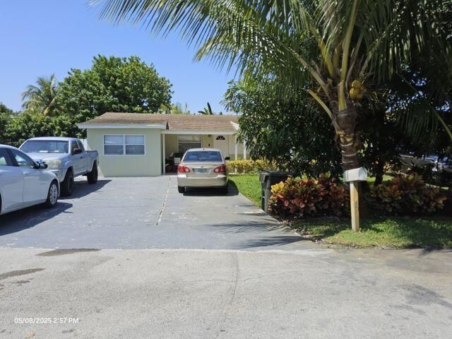 Etienne & Eva Laguerre House Picture