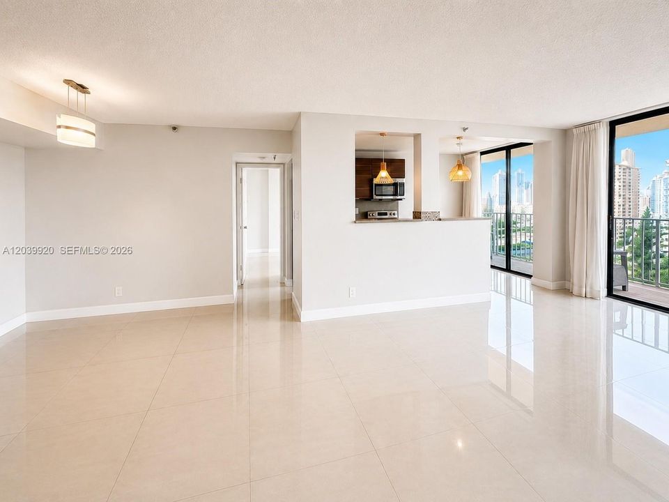 For Rent: $3,200 (2 beds, 2 baths, 1240 Square Feet)