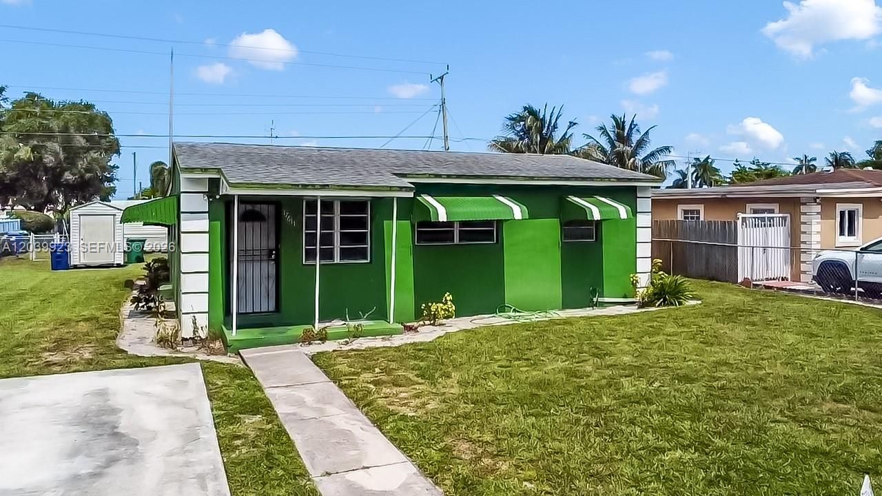 En Venta: $399,999 (3 camas, 1 baños, 915 Pies cuadrados)