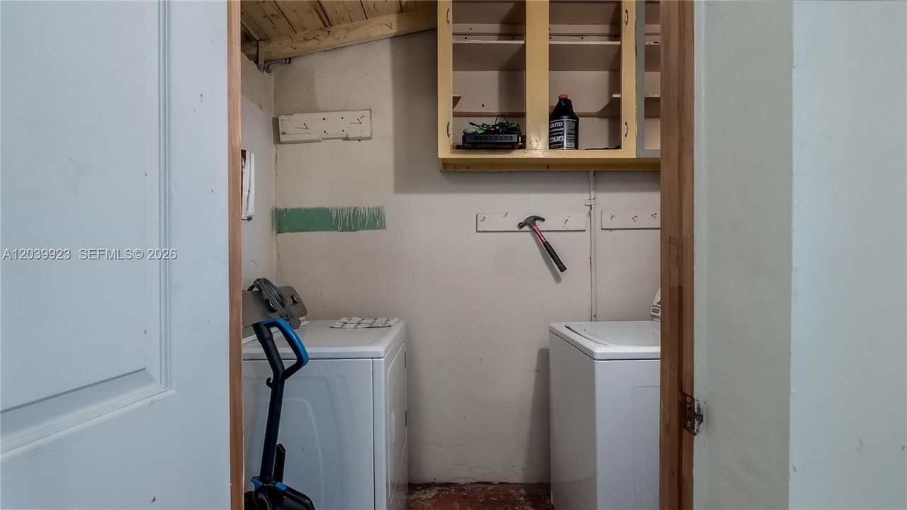 En Venta: $399,999 (3 camas, 1 baños, 915 Pies cuadrados)