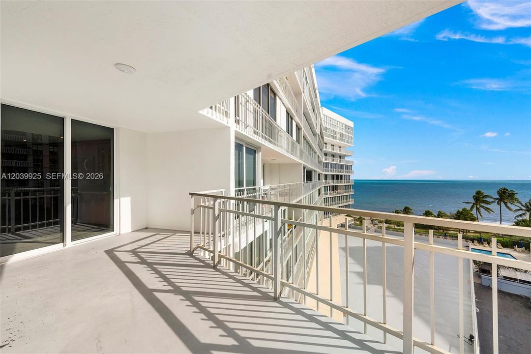 For Sale: $2,200,000 (3 beds, 3 baths, 2281 Square Feet)