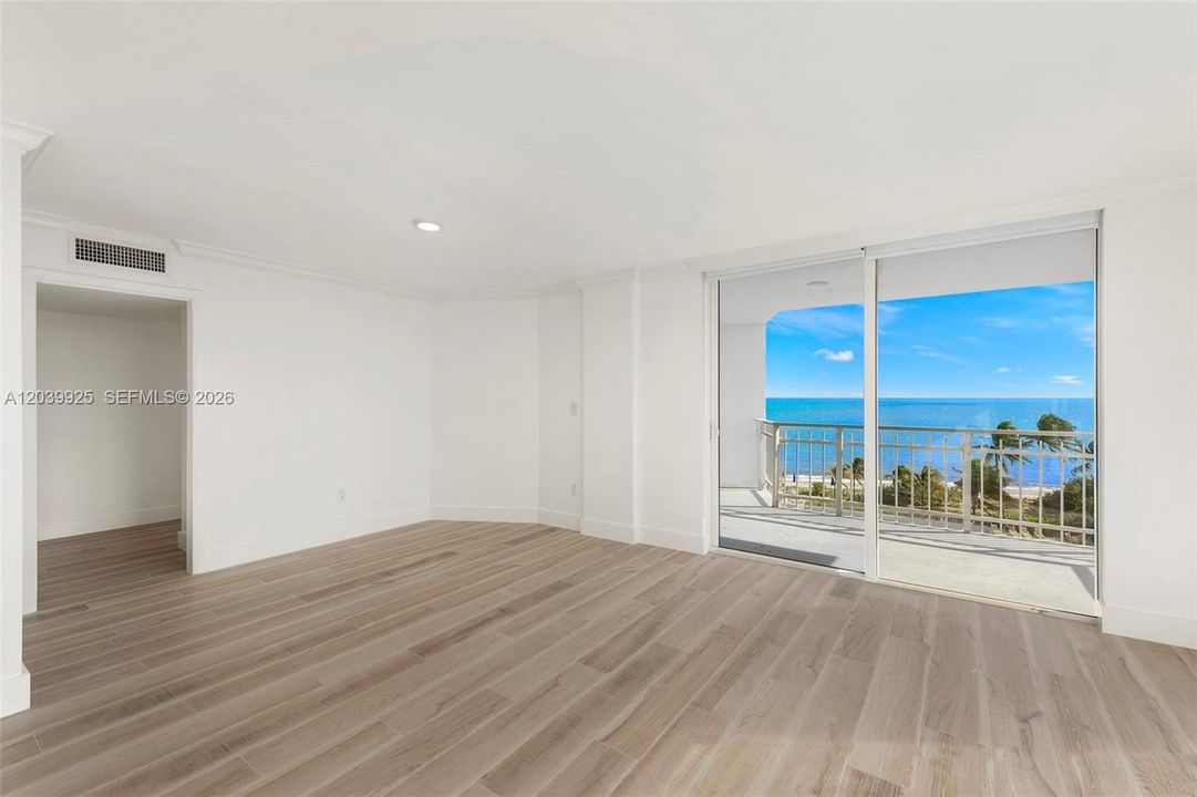 For Sale: $2,200,000 (3 beds, 3 baths, 2281 Square Feet)