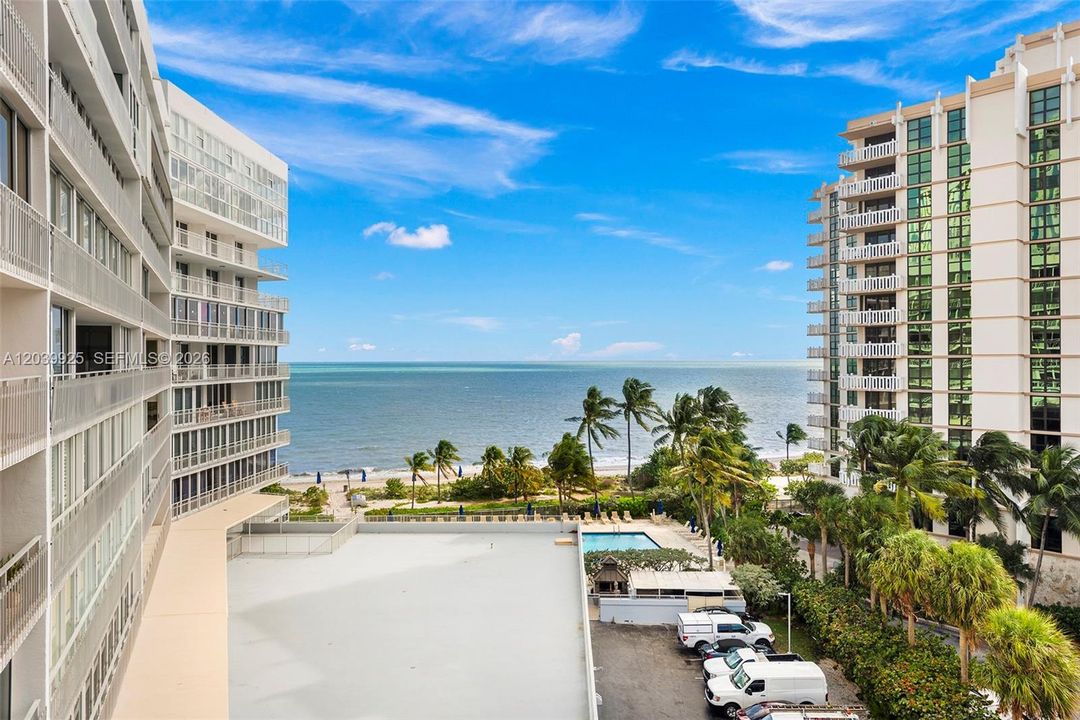 For Sale: $2,200,000 (3 beds, 3 baths, 2281 Square Feet)