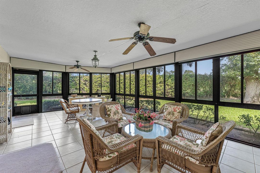 27-7852 Cloverfield Cir-MLS