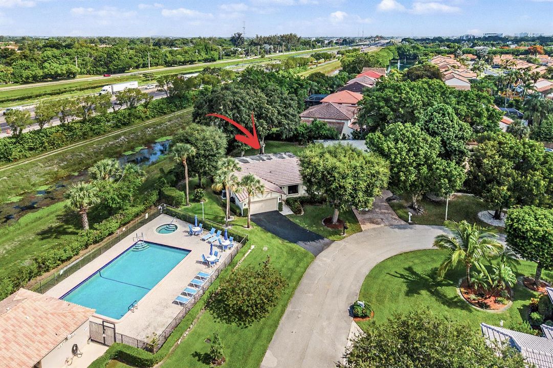 36-7852 Cloverfield Cir-MLS