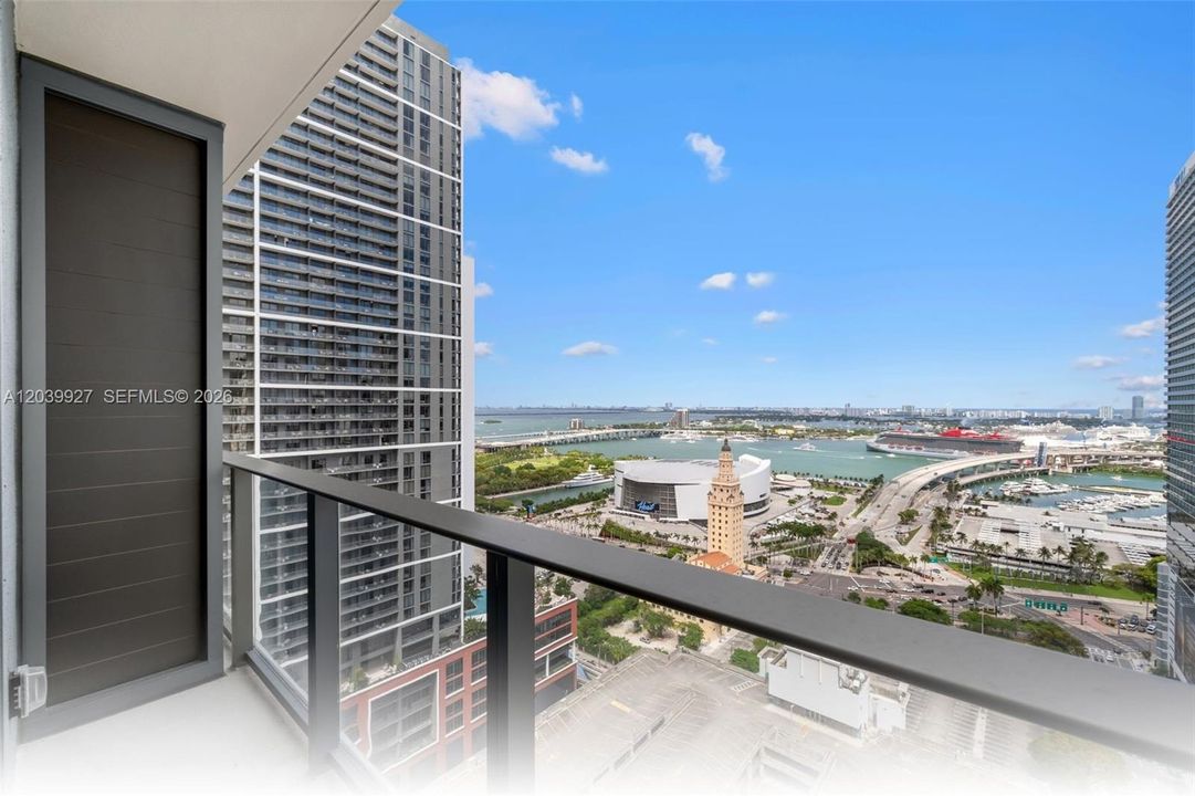 For Sale: $468,000 (0 beds, 1 baths, 412 Square Feet)