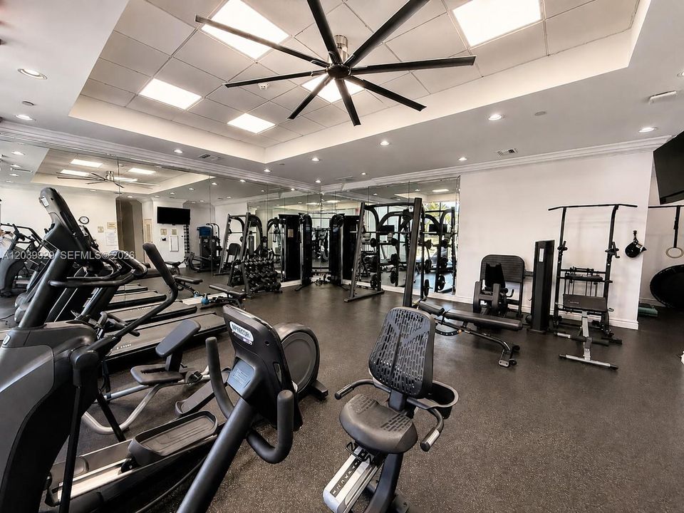 For Rent: $4,200 (2 beds, 2 baths, 1480 Square Feet)