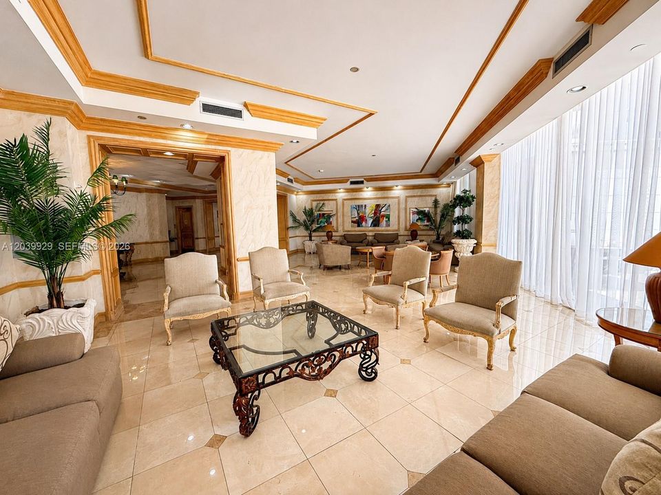 For Rent: $4,200 (2 beds, 2 baths, 1480 Square Feet)