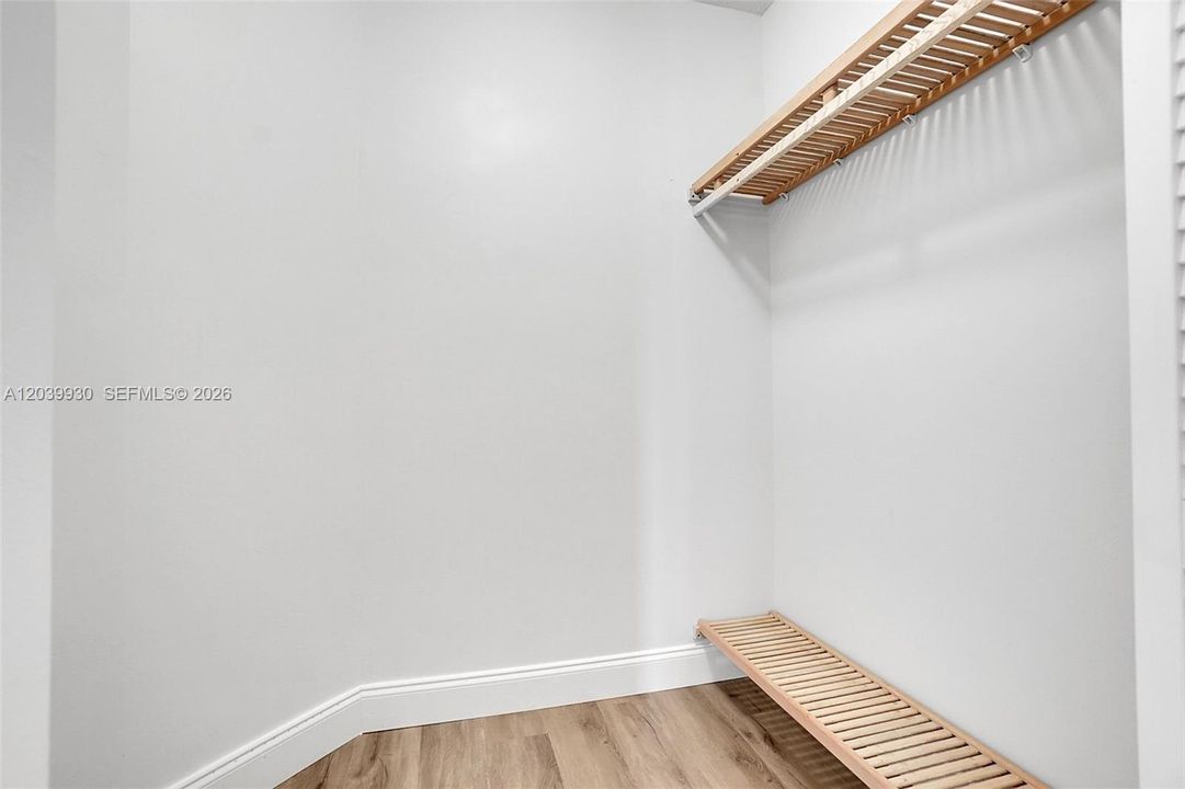 En Renta: $4,500 (4 camas, 3 baños, 2393 Pies cuadrados)