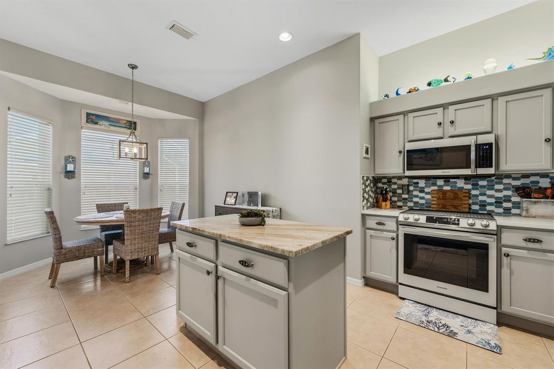 Spacious Kitchen Design