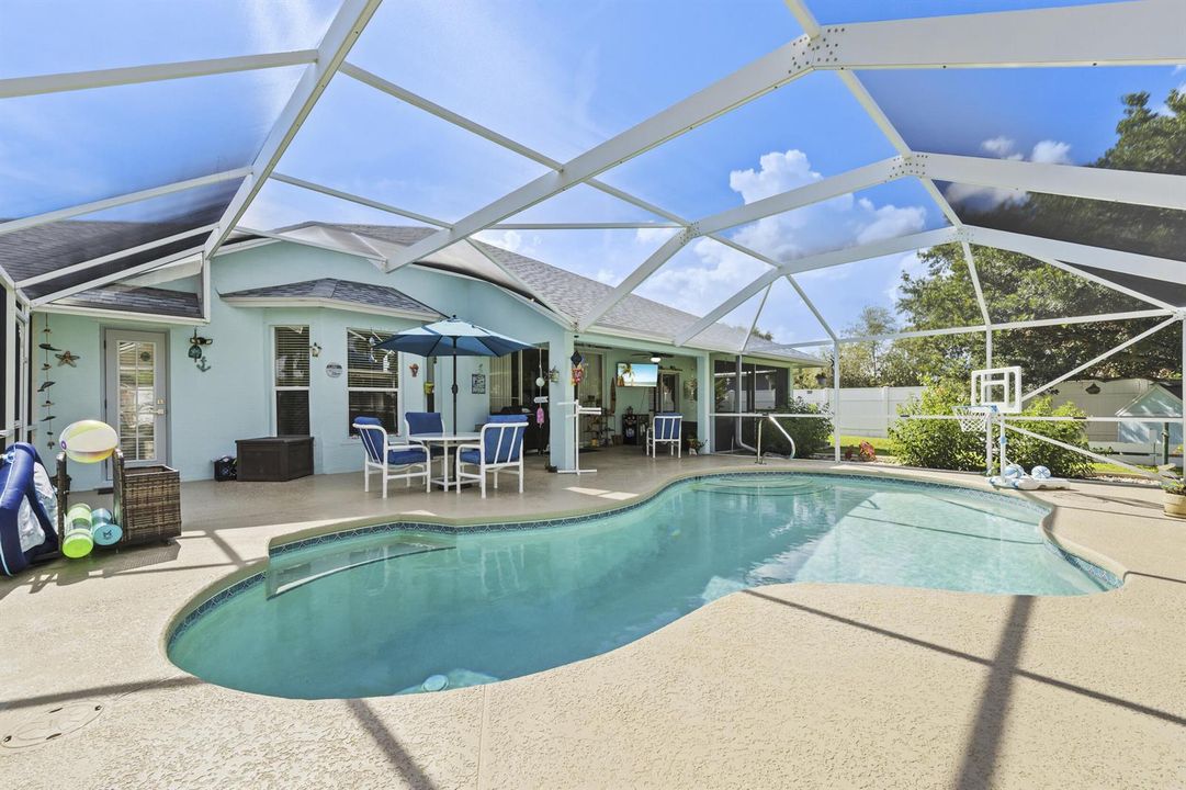 Oversized Lanai