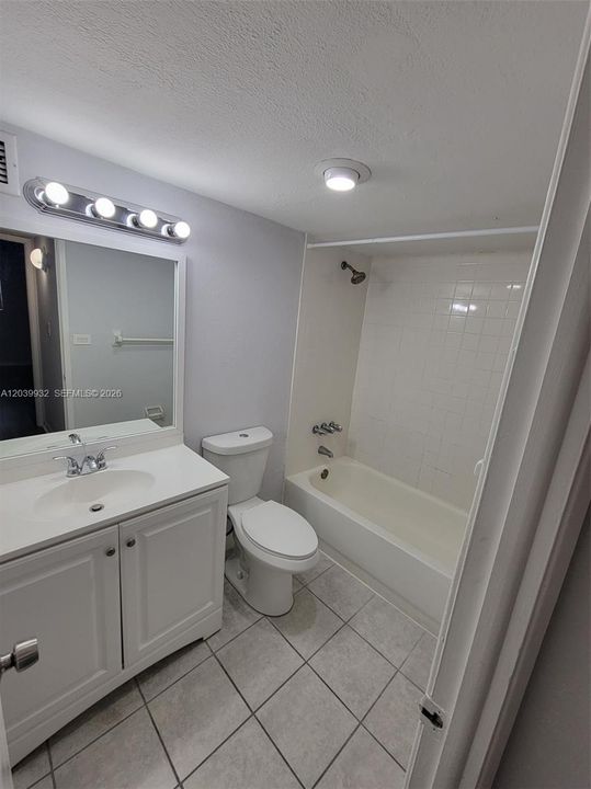 В аренду: $1,900 (1 спален, 1 ванн, 605 Квадратных фут)
