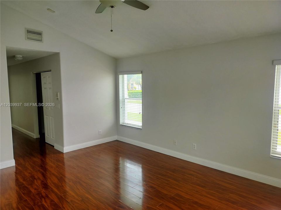For Sale: $875,000 (4 beds, 3 baths, 3006 Square Feet)