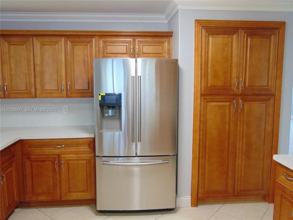 For Sale: $875,000 (4 beds, 3 baths, 3006 Square Feet)