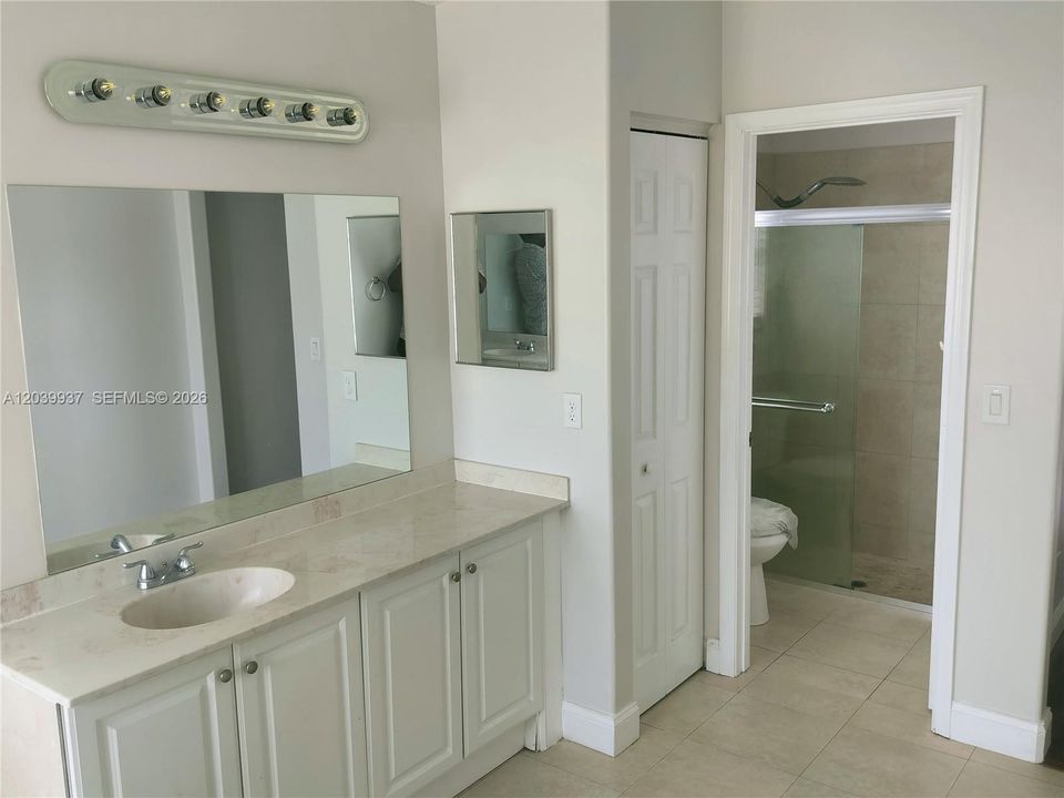 For Sale: $875,000 (4 beds, 3 baths, 3006 Square Feet)