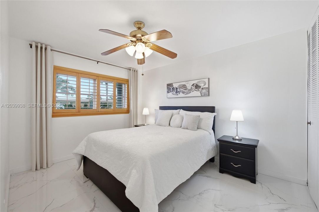 For Sale: $139,900 (2 beds, 1 baths, 815 Square Feet)
