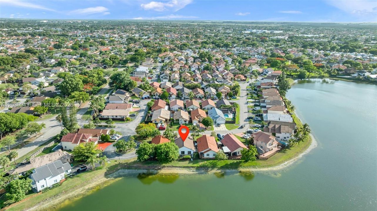 For Rent: $3,250 (3 beds, 2 baths, 1565 Square Feet)