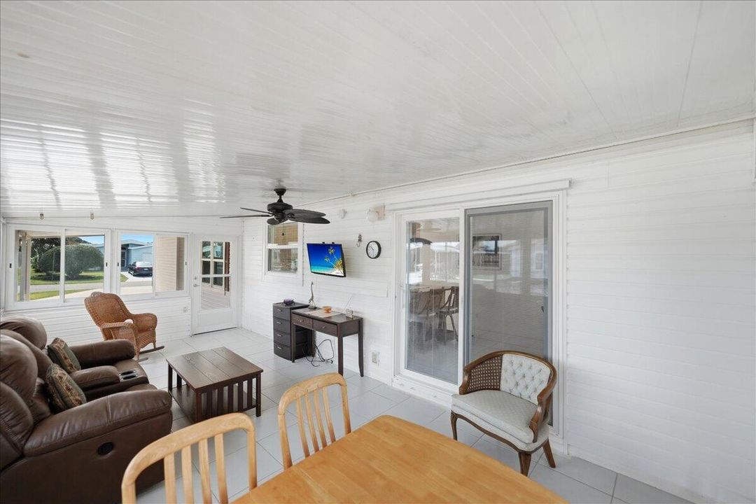 27-DSC8133