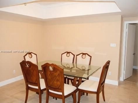 For Rent: $3,200 (2 beds, 2 baths, 1470 Square Feet)