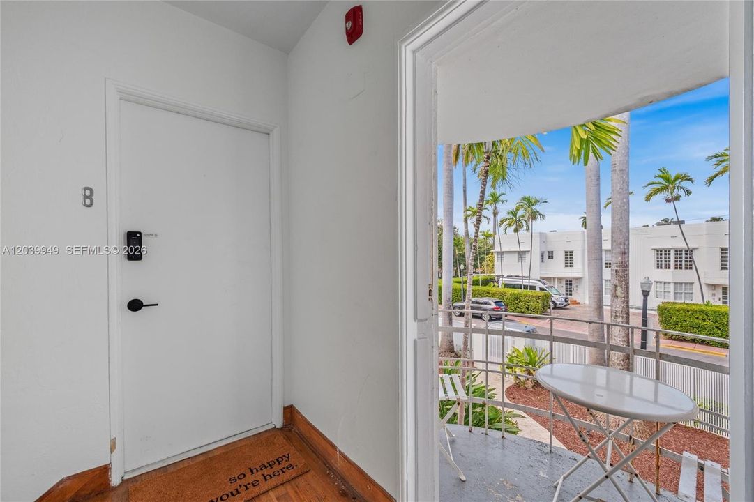 En Venta: $310,000 (0 camas, 1 baños, 550 Pies cuadrados)